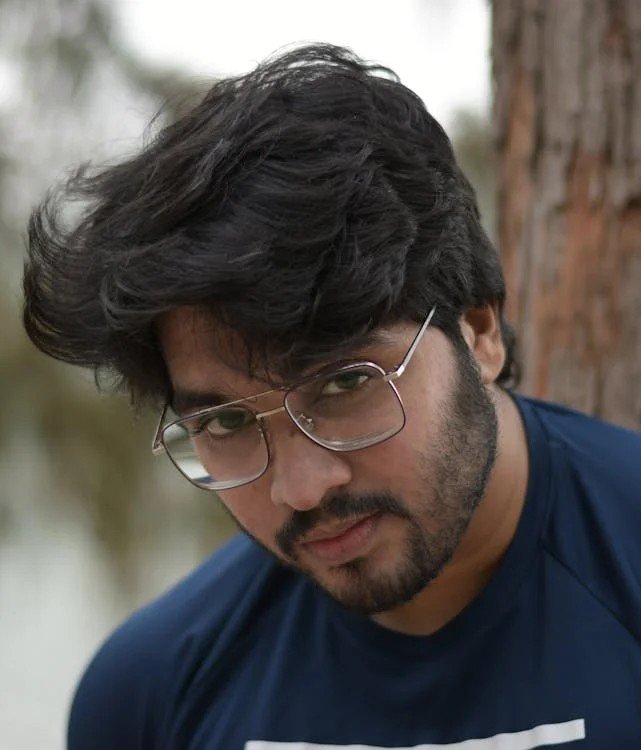 Client Anirban Chatterjee satisfied with Home Nest Interior living room design in Kolkata